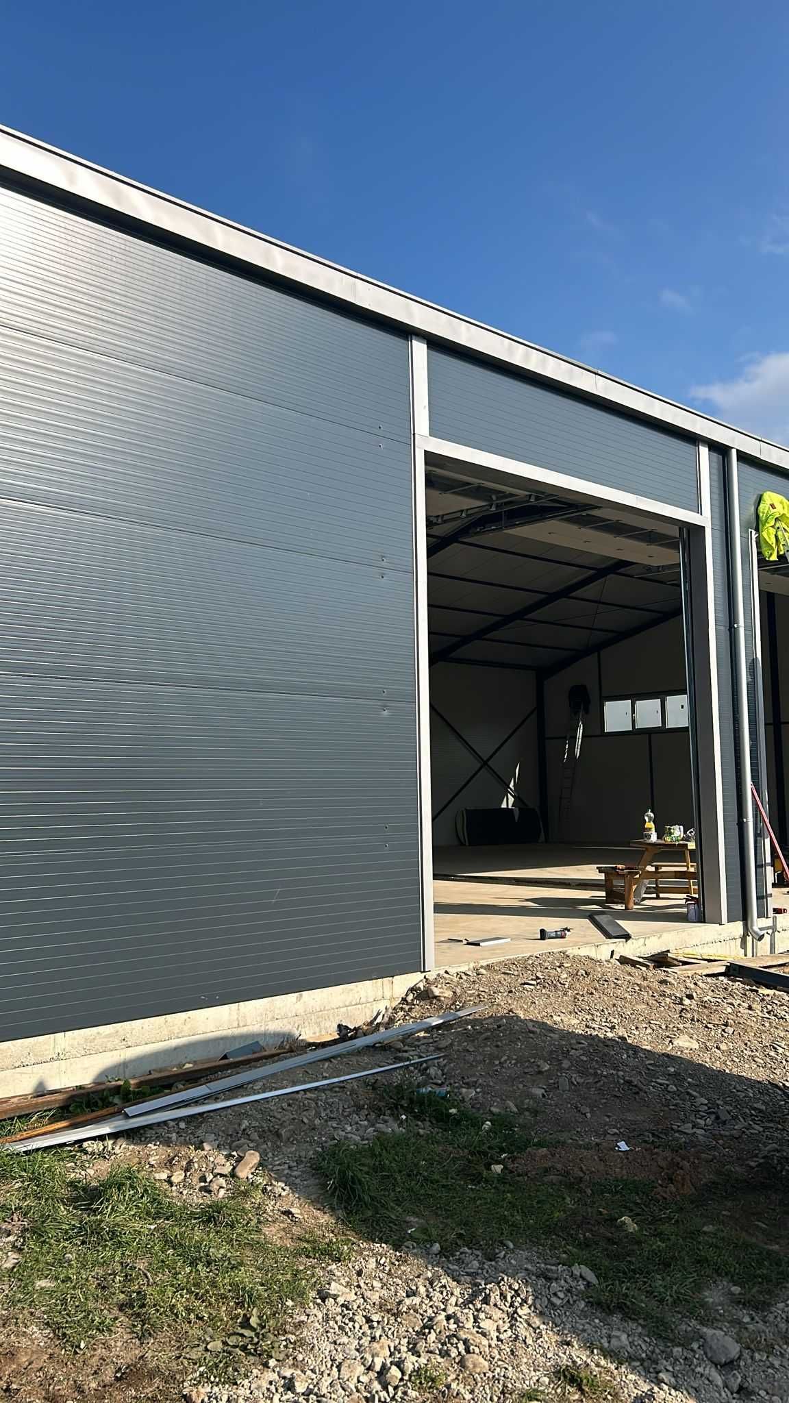 Panouri sandwich/Structuri metalice/Montaj