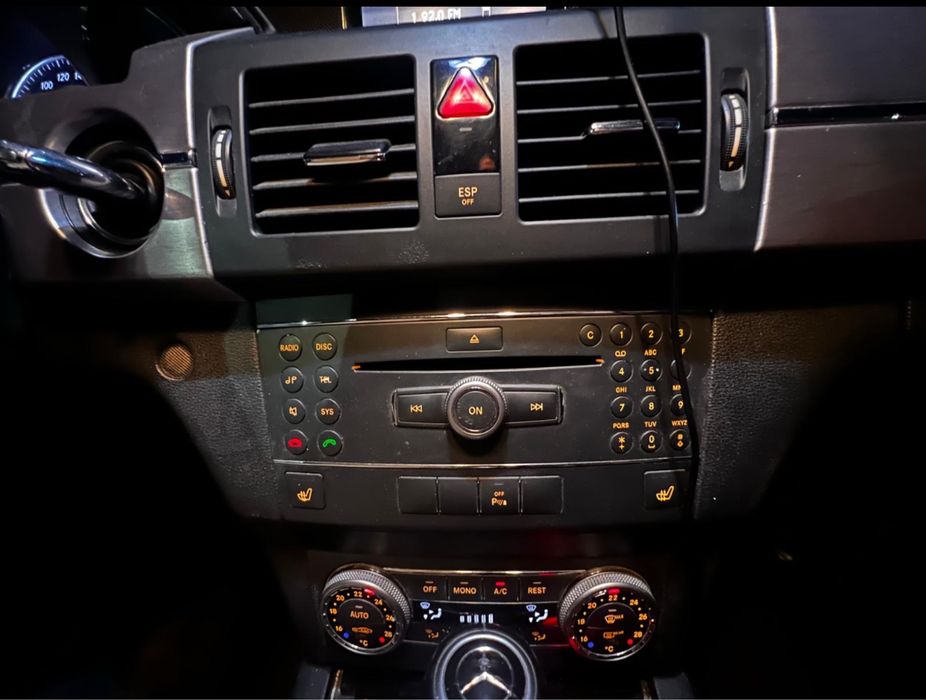 Vand mercedes benz glk 320 cdi 4matic  2008 cutie citeze automata, 4x4