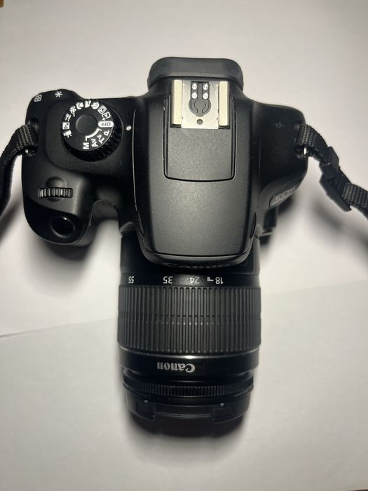 Aparat foto Canon 4000D