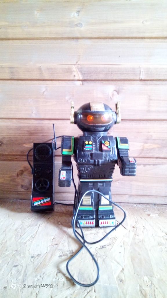 Robot Vintage 1980 playwell Talk-A-Tron