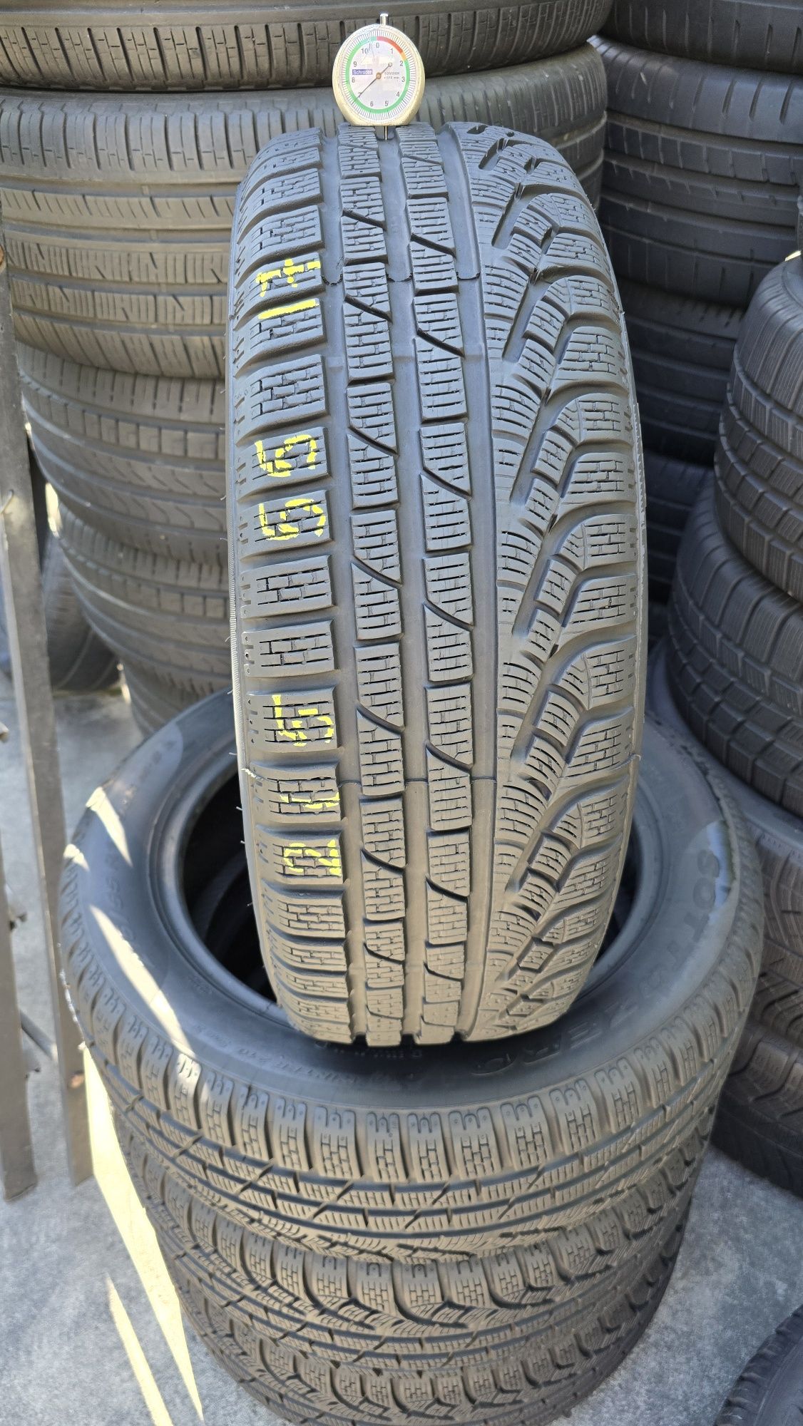 4 anvelope iarnă Pirelli 215/55/17 - transport gratuit