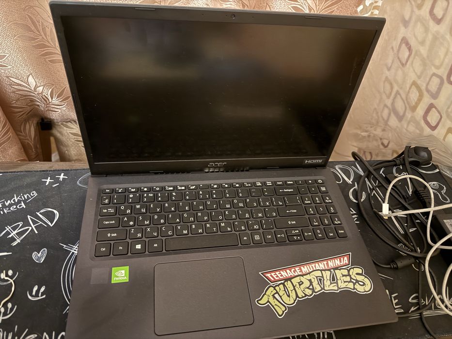 Ноутбук Acer в хорошем состоянии