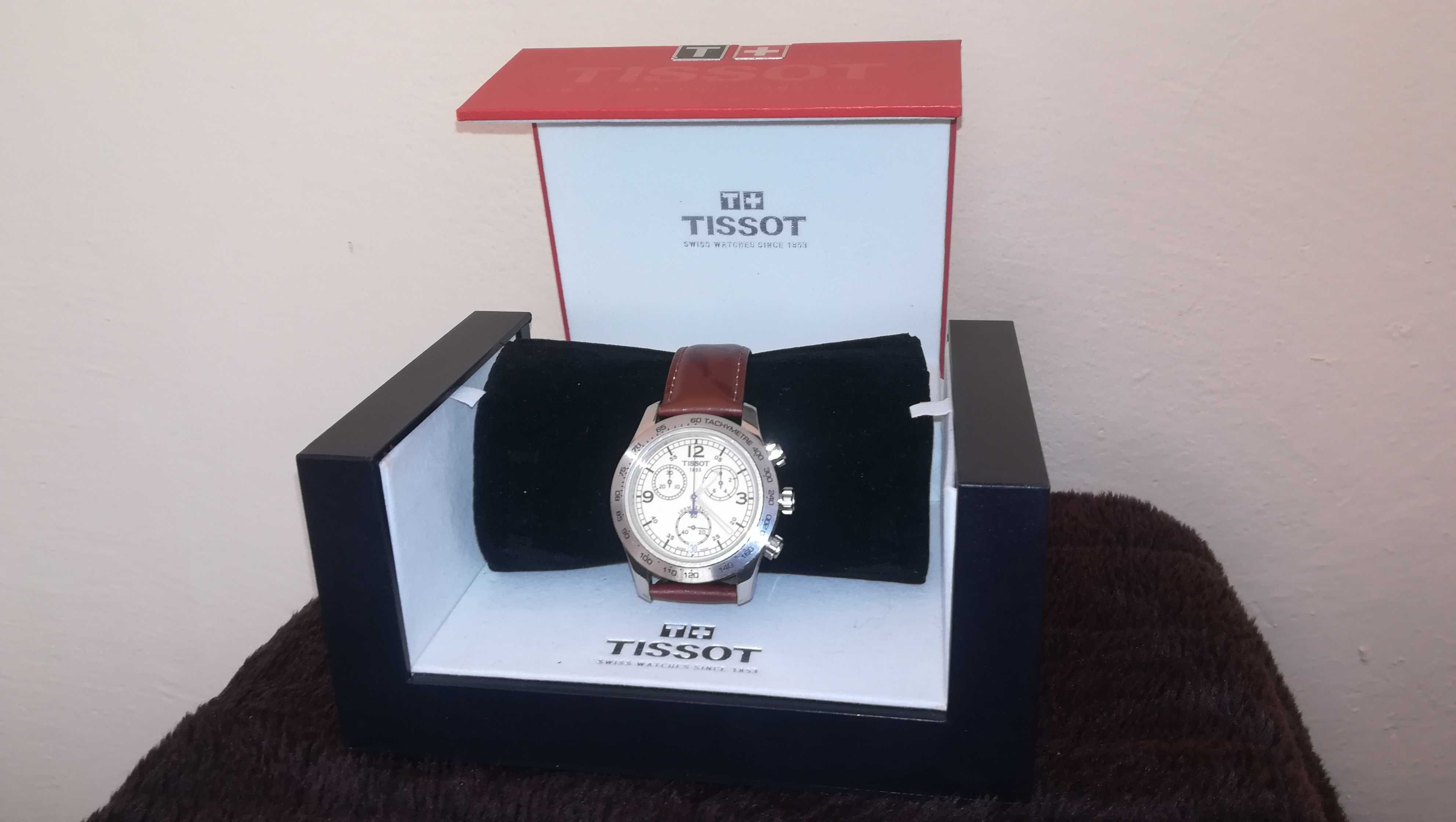 Tissot v8 chronograph