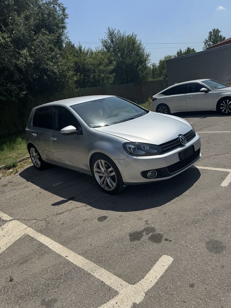 VW Golf 6 • 2.0 TDI • 140 к.с. • Всичко обслужено