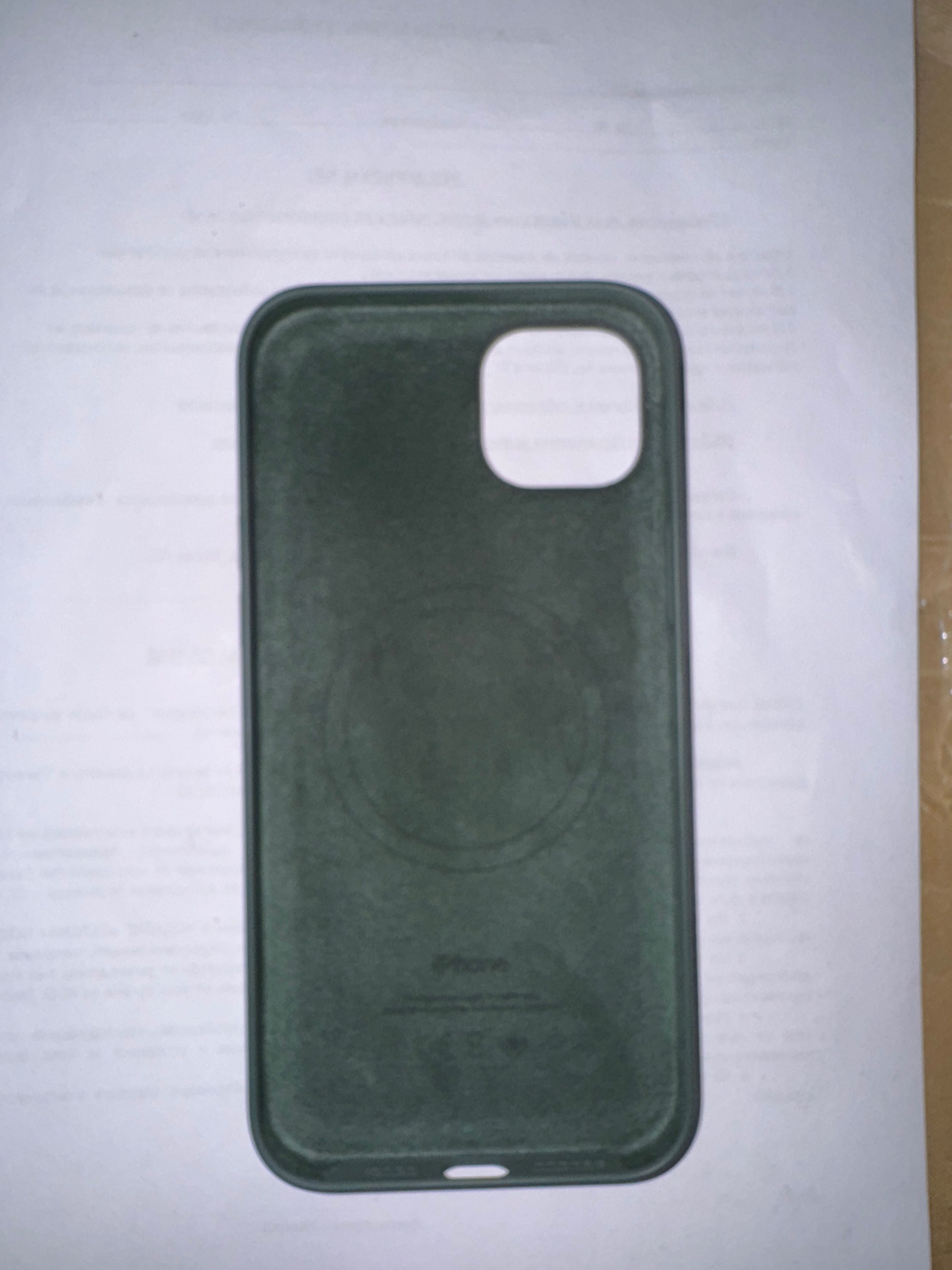 Калъфи,кейсове за IPhone 15 plus зелен оригинален закупен от Apple