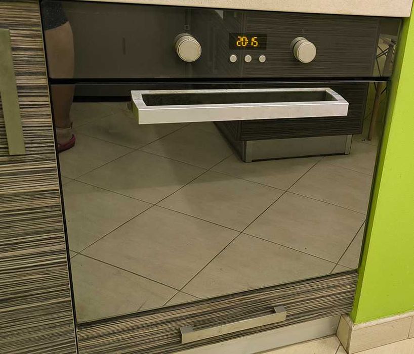 Ariston Hot Point фурна за вграждане, каталитични панели (без чистене)