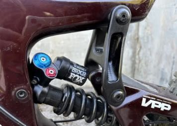 Santa Cruz V10 Mullet L size СС, 2020 & Megatower L size 2021