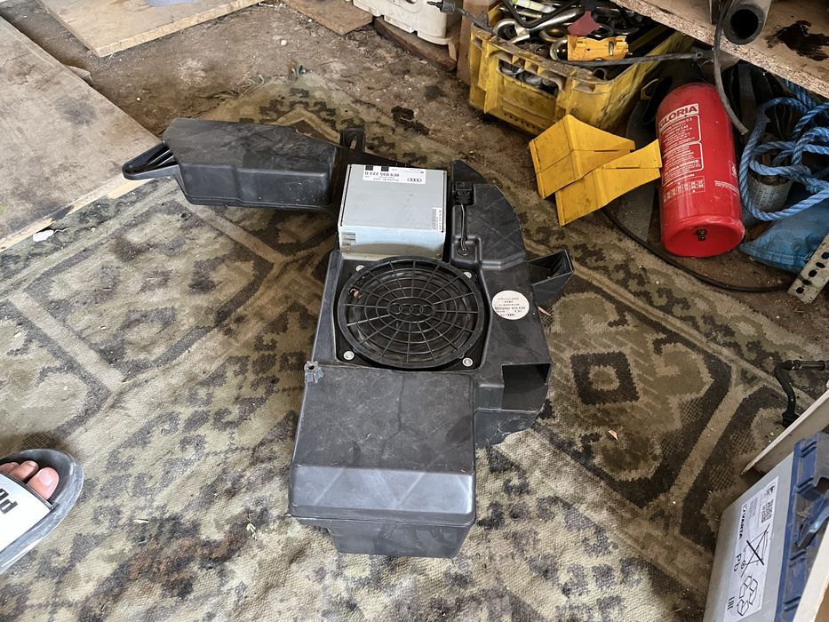 Оригинална бастуба за Ауди А4 Б7 2006- 2009г