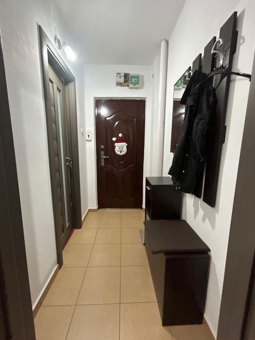 Vand apartament 2 camere
