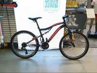 Teranna neagra cu rosu - produs resigilat - (SecondHand) Decathlon