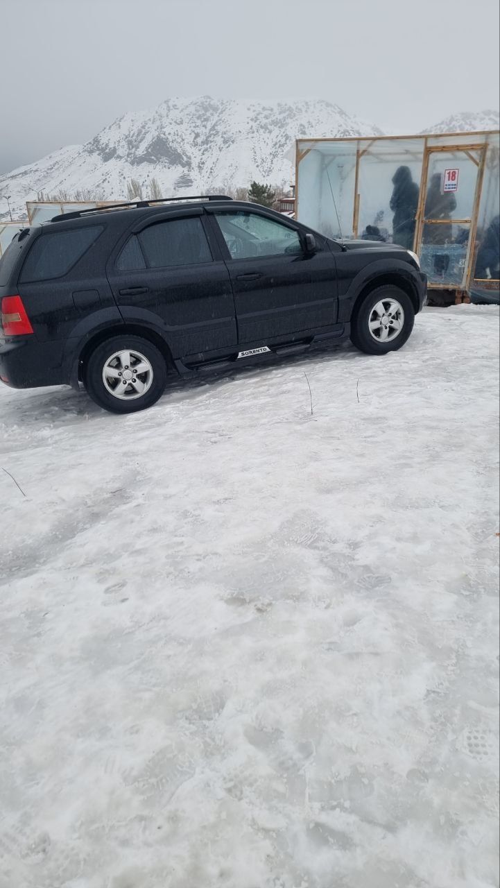 Kia Sorento 3.3 srochni sotiladi