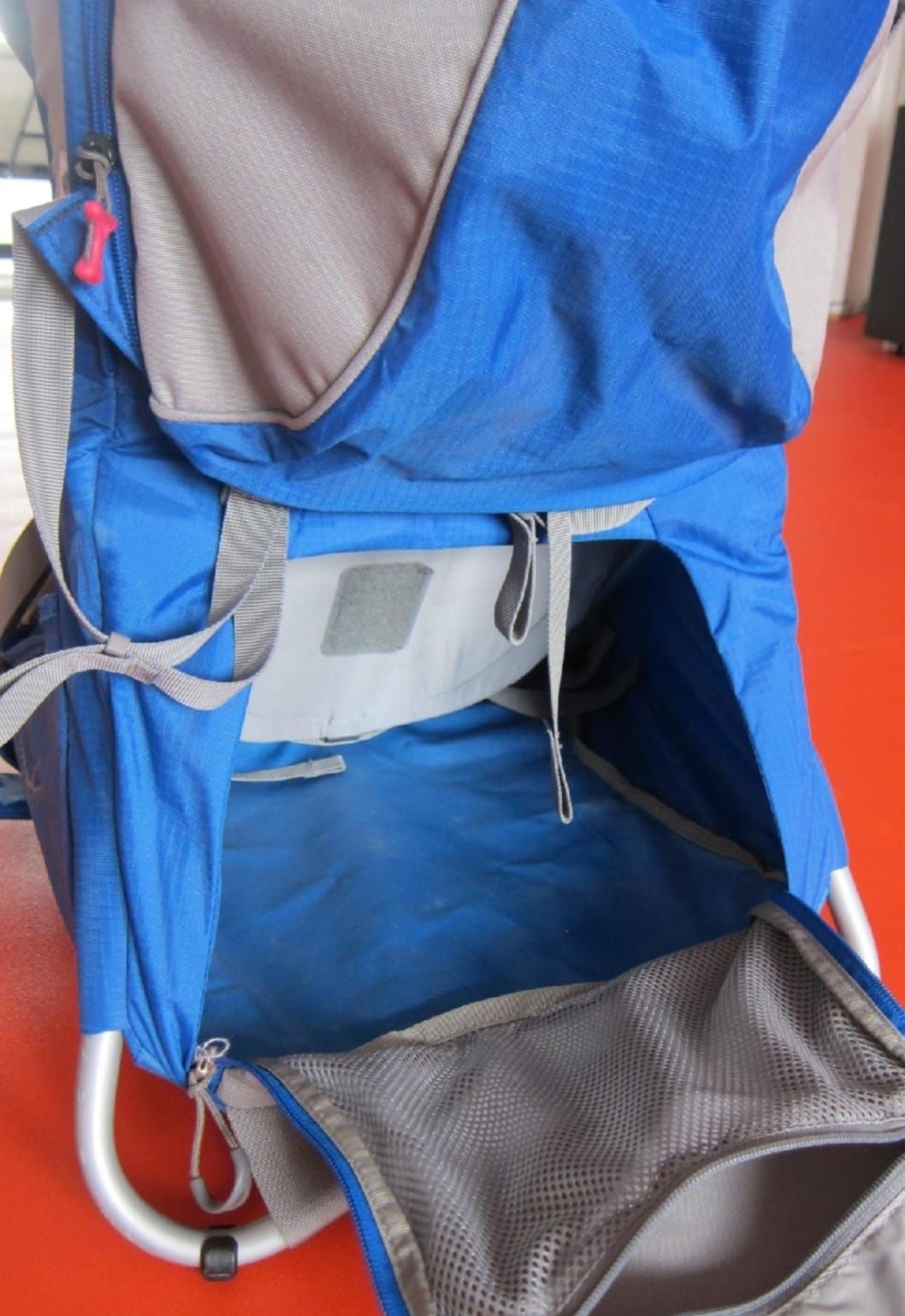 Osprey poco premium, разница за носене на детей  до 23кг, 34 l