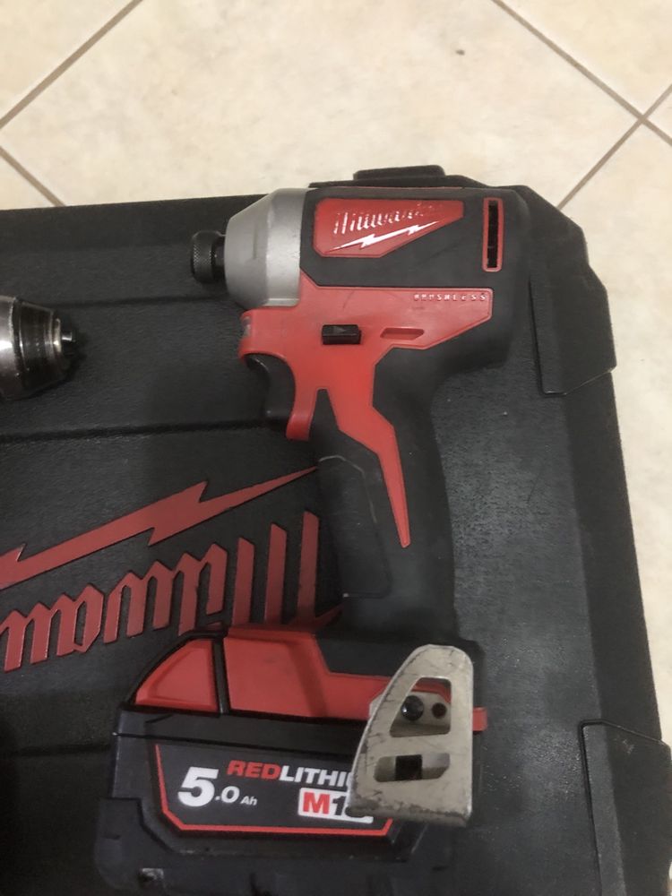 Set trusa 2 Milwaukee M18 CBLDD si CBLID cu 5ah Fab 2023