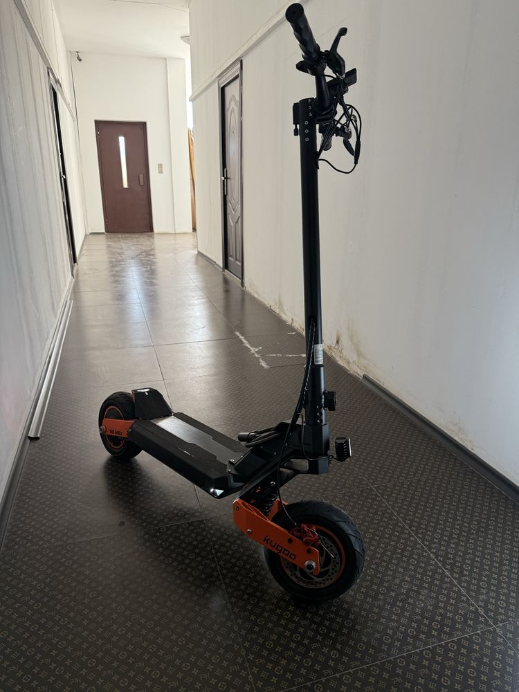 Тротинетка Kugoo G2 Max / kukirin / като нов
