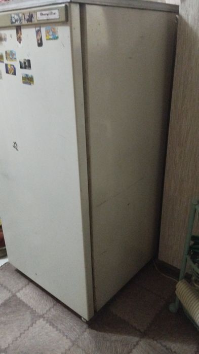 Отдам холодильник Днепр