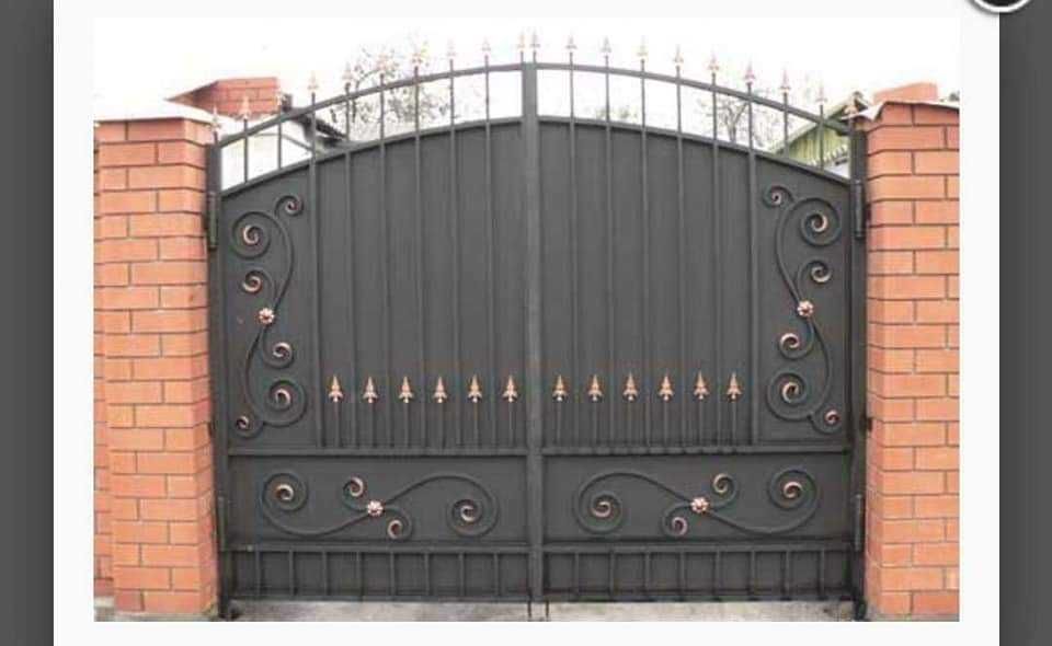 Врати , портали и огради от ковано желязо