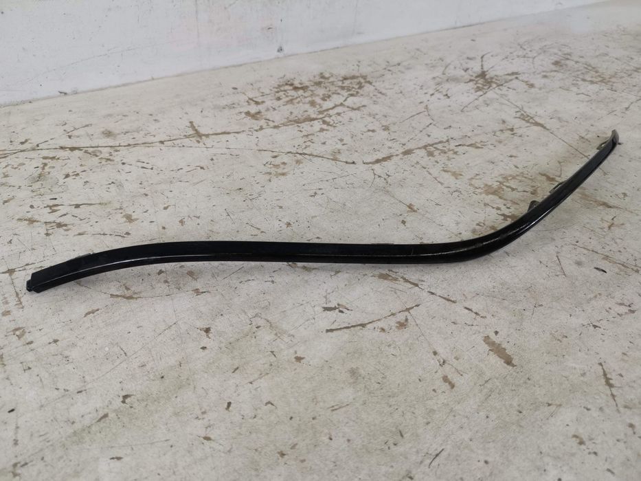 Декоративен Елемент Предна Броня Ляв Мерцедес-Бенц ГЛЕ-Клас / Mercedes