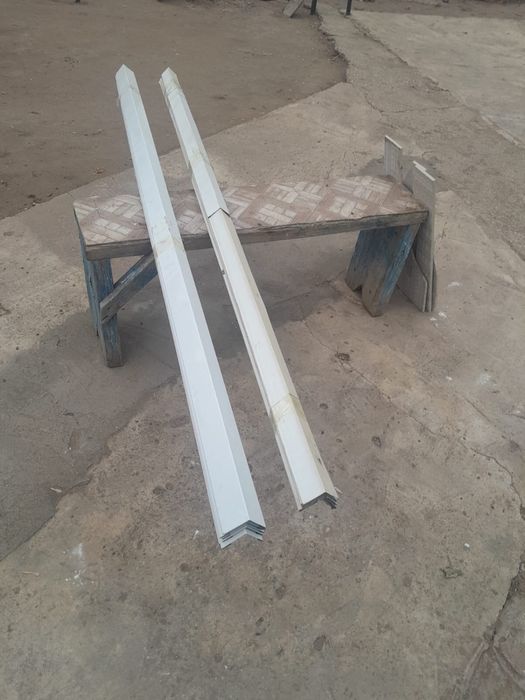 Продам угольник металлический