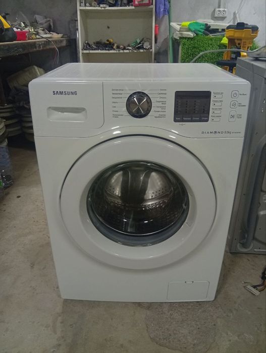 Стиральная машина в хорошем состоянии есть гарантия я сам мастер