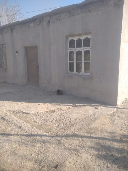 Yer maydoni sotiladi