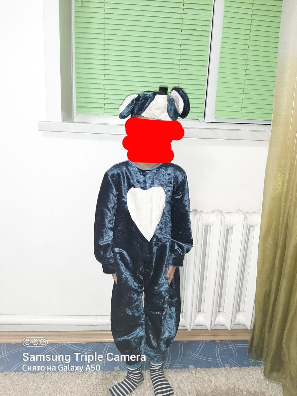 Продаётся рождественский костюм