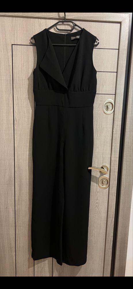 Продавам дамски гащиризон MAX MARA