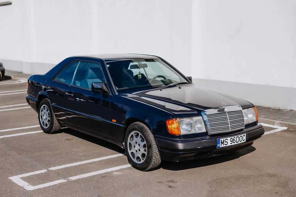 Mercedes-Benz 200 CE (W124 Coupé) – Vehicul istoric autentic. AC