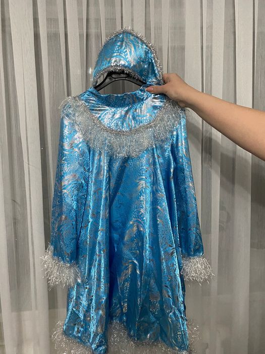 Новогодний костюм снегурочки