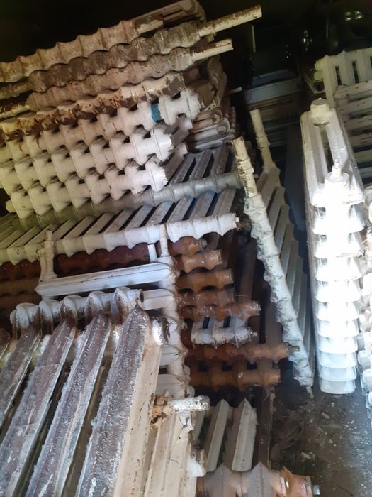 Продажа батарей чугунных радиаторов отопления разные секции