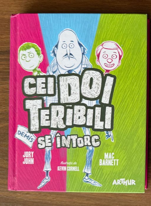 Cărți pentru copii (gimnaziu / middle grade)