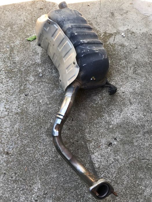 Гърне и спортен накрайник за автомобил