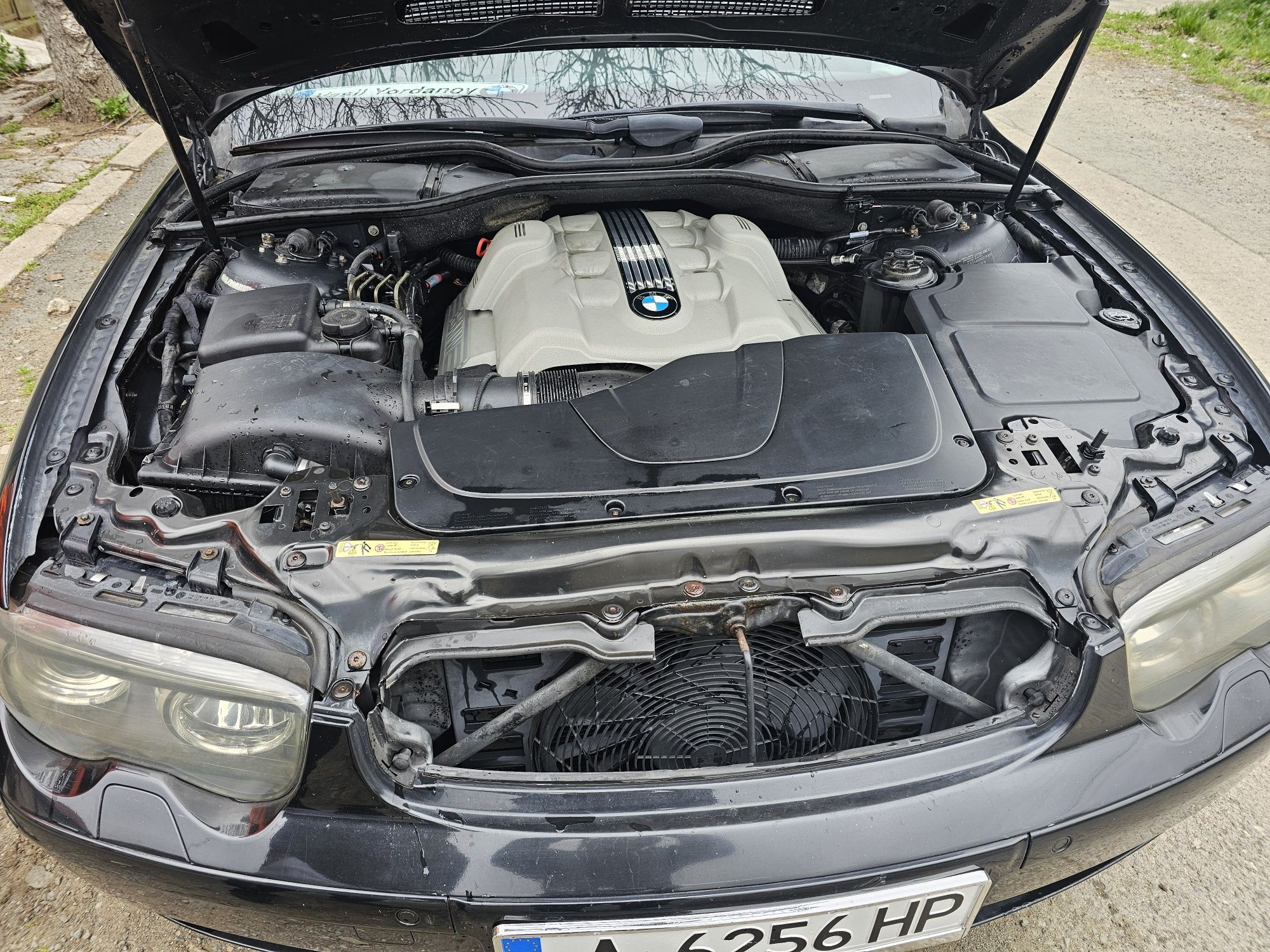 Продавам Bmw 745i