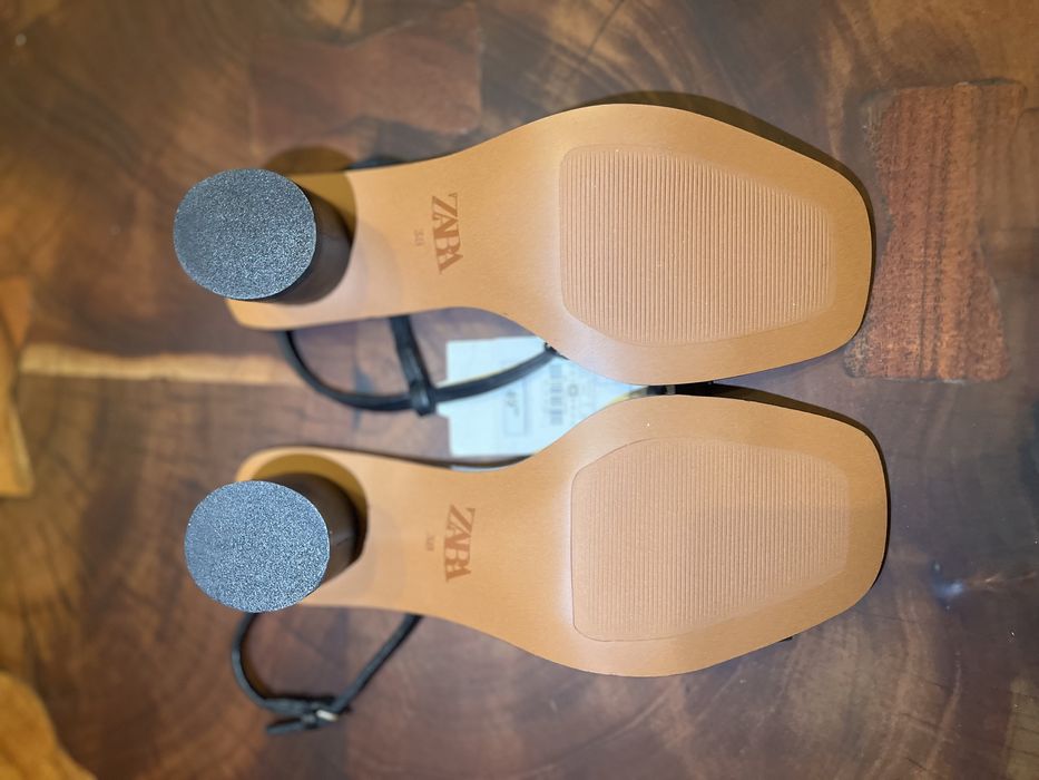 Sandale Zara de piele