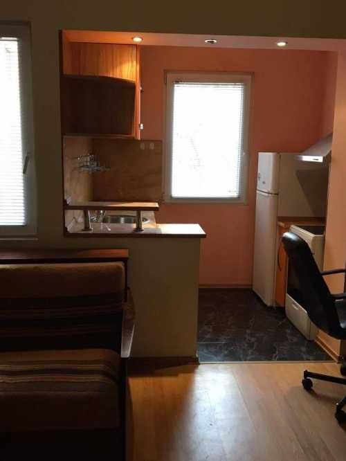 Дава се под наем Двустаен апартамент в Пловдив, Център - 60 кв.м за 204 € - Снимка #3