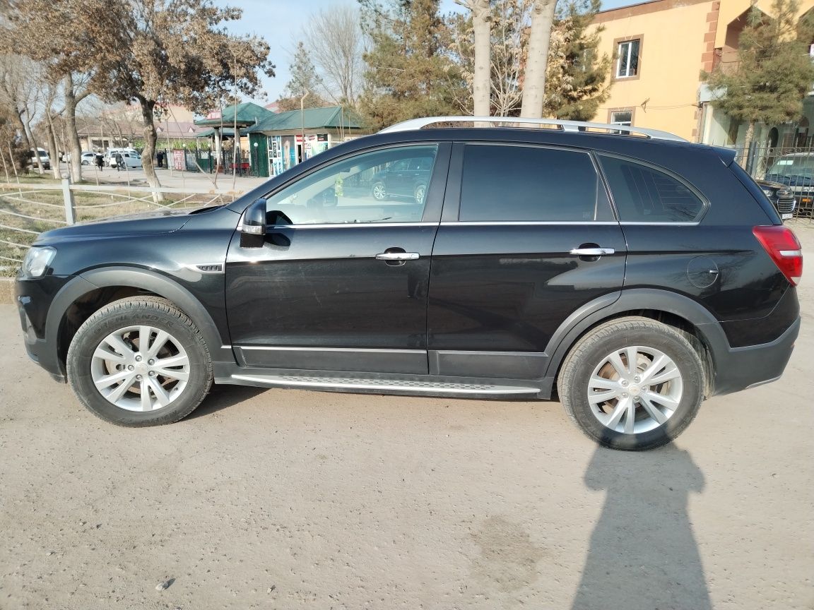 Chevrolet Captiva 3+ 4 qilingan.
