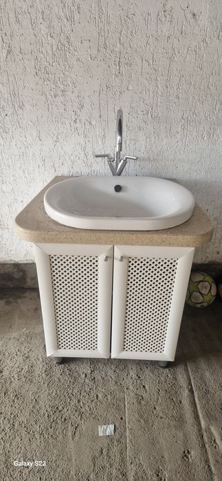 Срочно продам раковина тумба