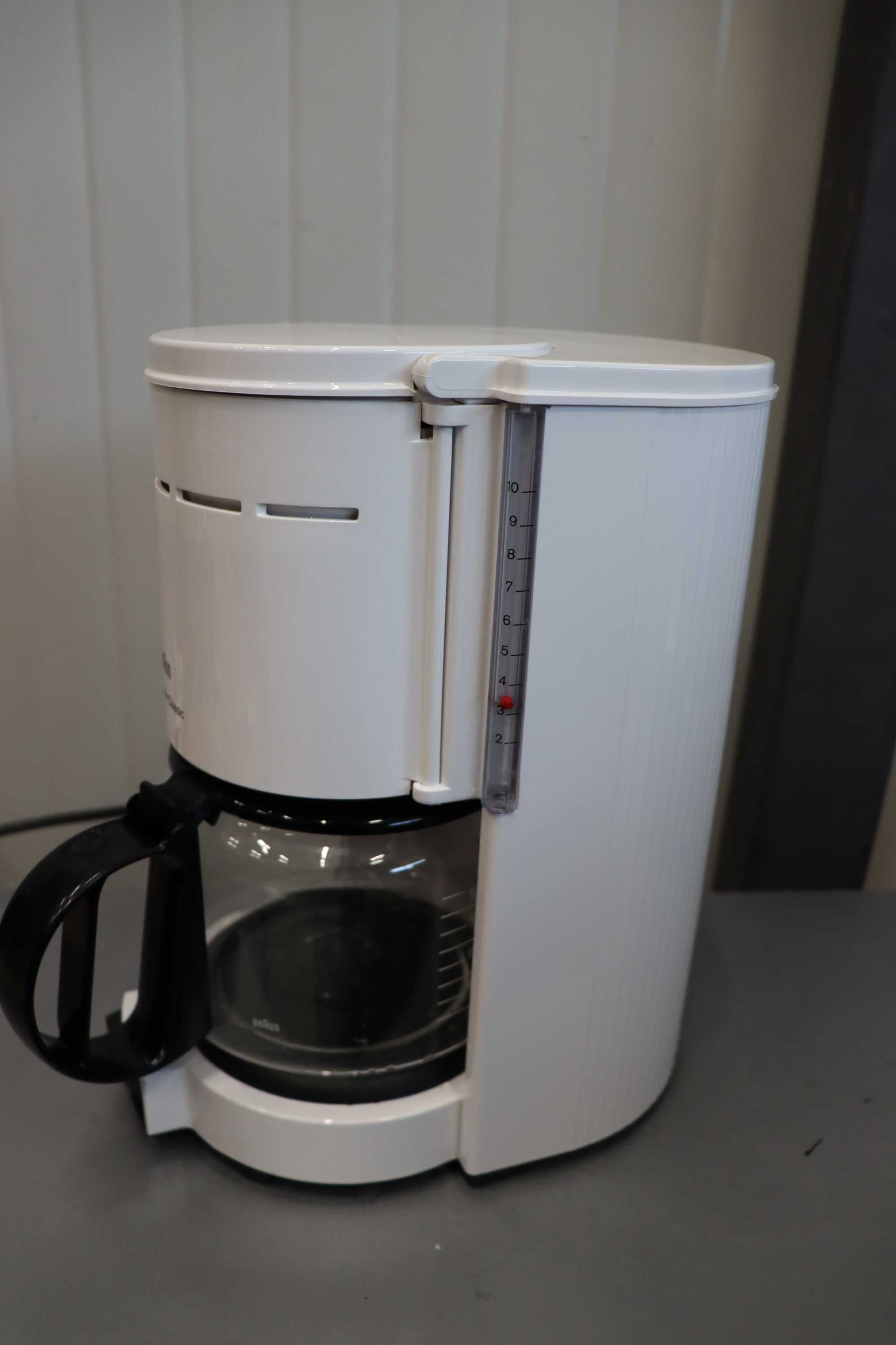 Шварц Кафемашина Braun Aromaster Classic KF47, ПРОМОЦИЯ
