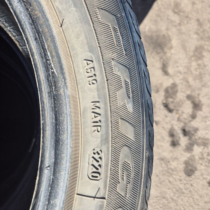 Vand anvelope iarna 195 55 R16 debica frigo