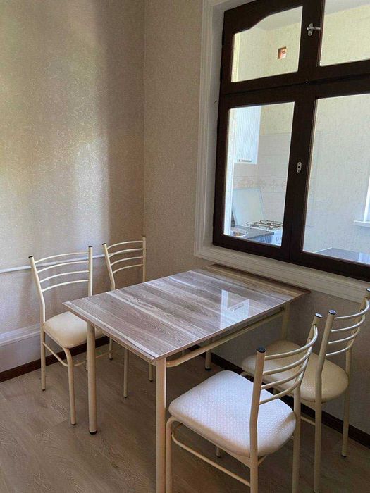 СРОЧНОЕ Сдаётся кв Туран станция метро 2/3/9 ро-н Сергели-2 !!