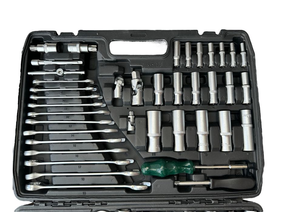 Професионални инструменти с 216 части