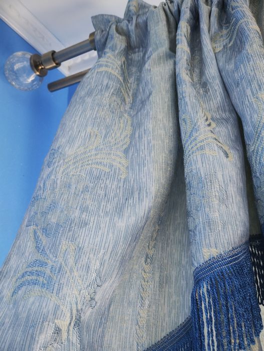 Draperie bleo-albastra