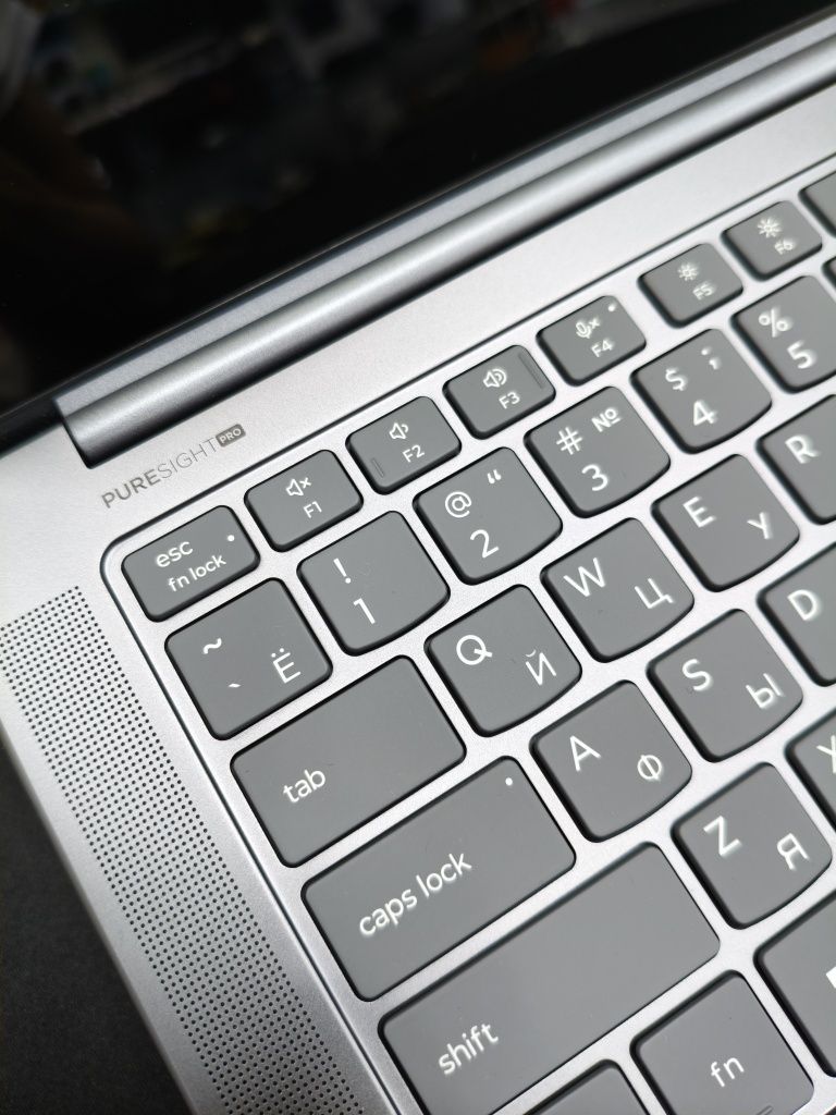 Ноутбук Noutbuk Lenovo Yoga Ultra 9 новый Yangi Bepul yetkazish bilan