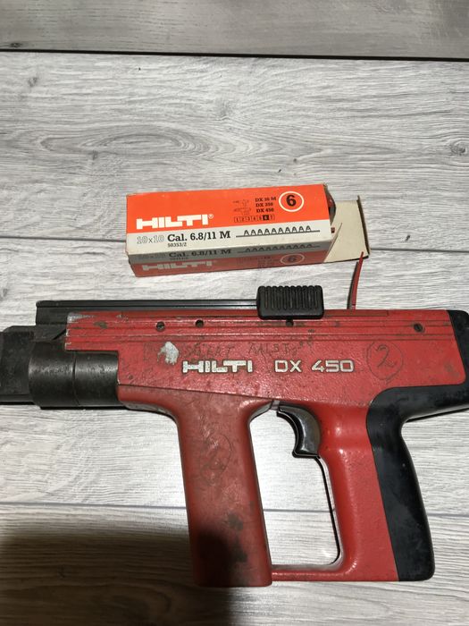 Hilti dx 450 cuie beton