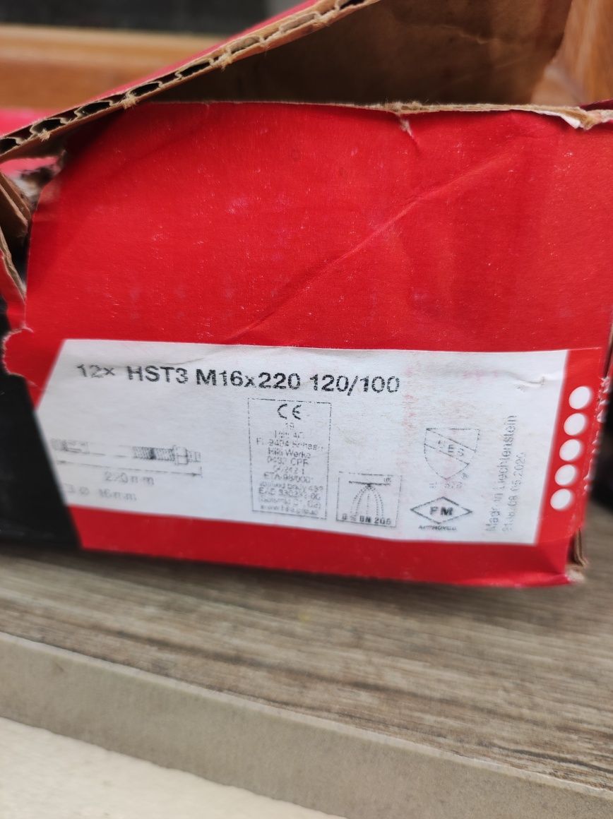 Ancora expandabila Hilti 12xHST3 M16x220 120/100