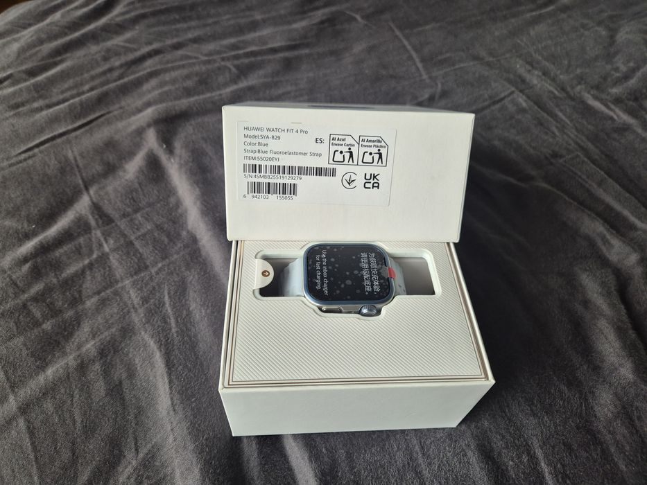 Смарт часовник Huawei Fit 4 Pro, нов с 24 мес. гаранция.