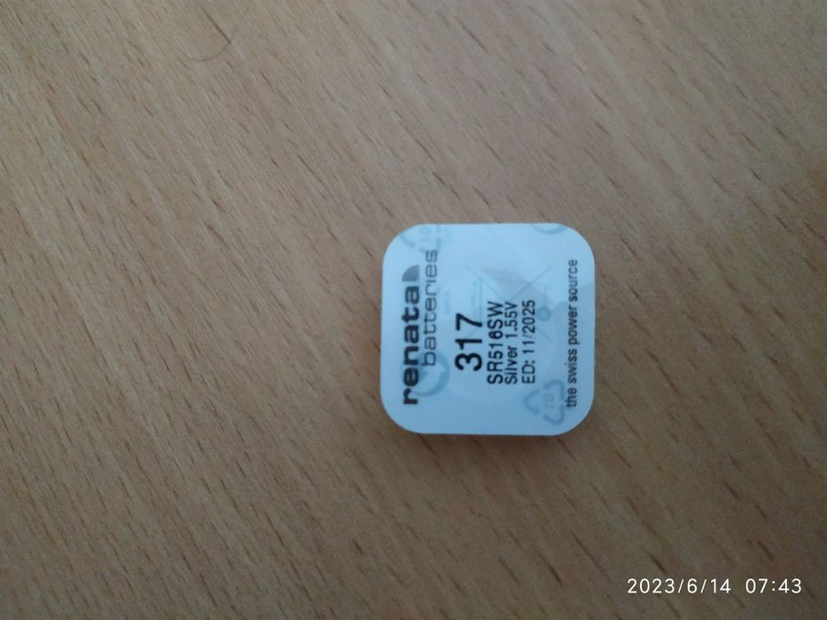 батарейка на золотые часы SR516SW