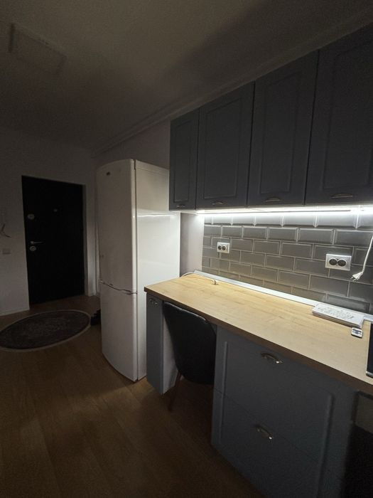 Dau în chirie apartament în Florești