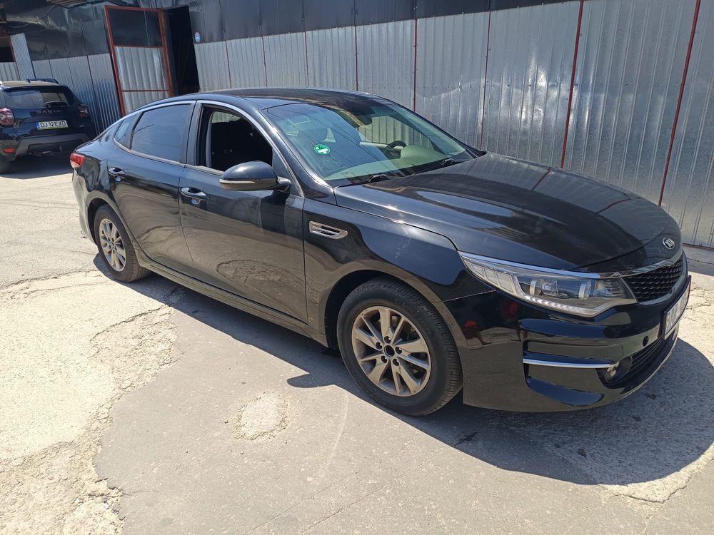 Autoturism KIA OPTIMA