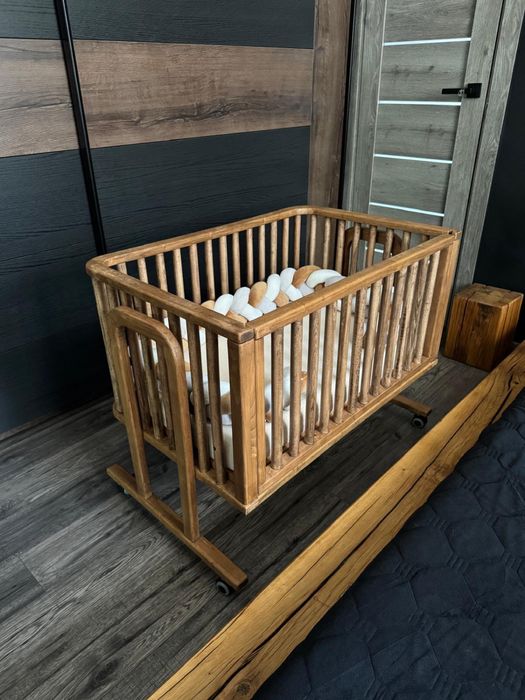 Patut co sleeper din lemn masiv