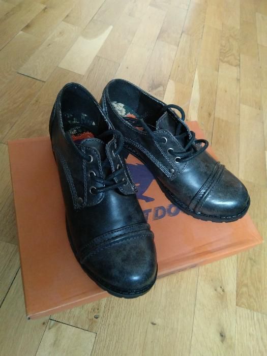 Дамски обувки затворени - Rocket dog